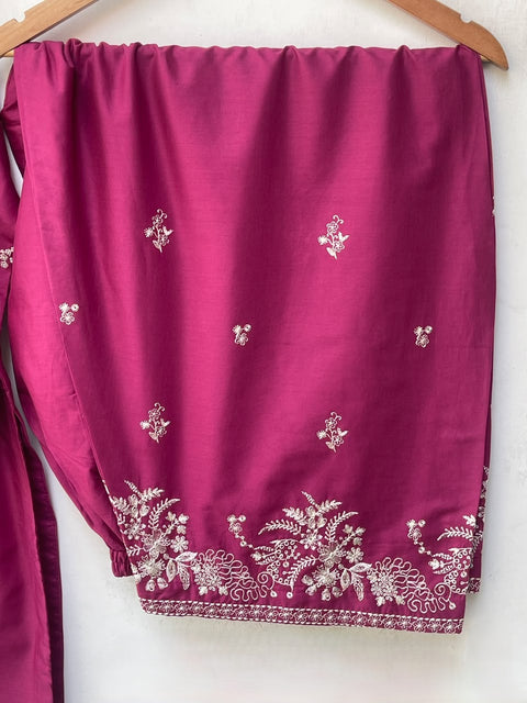 BERRY (MAGENTA)