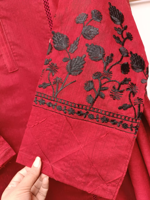 BLACK ART 2 (RED)