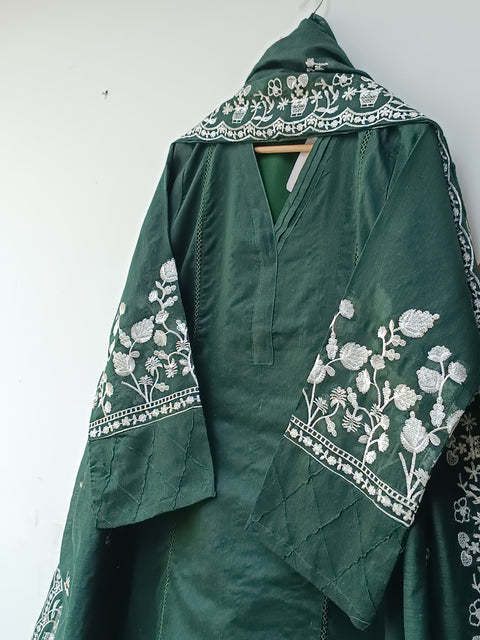 BLACK ART 2 (BOTTLE GREEN)