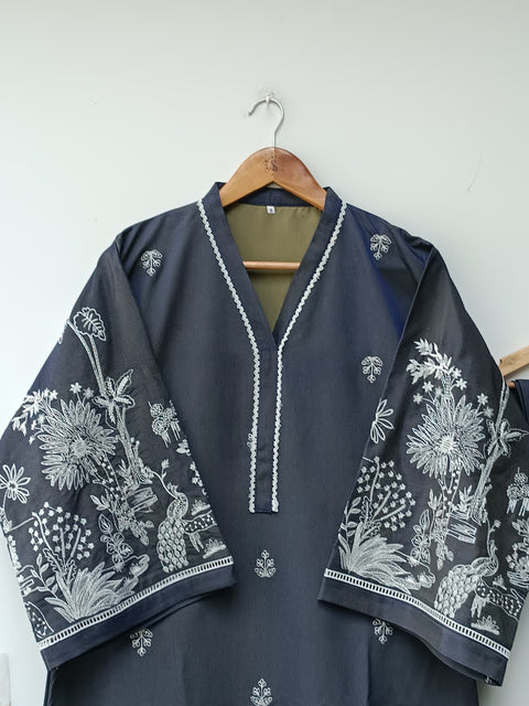 BLUE PEACOCK (NAVY)