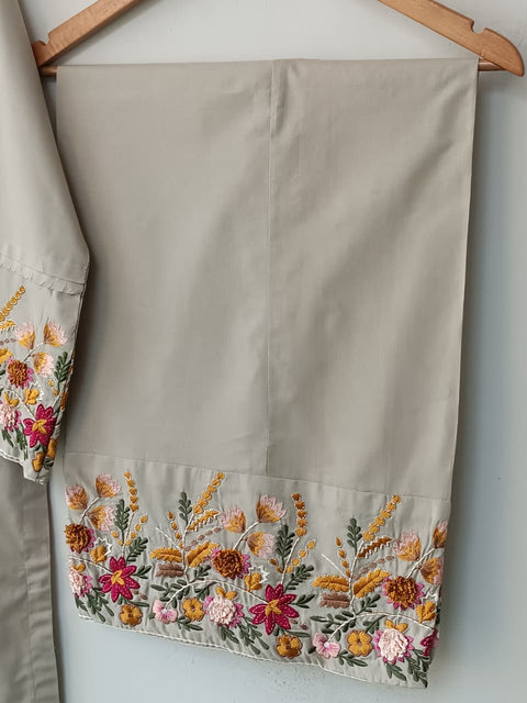 BRISA (BEIGE)