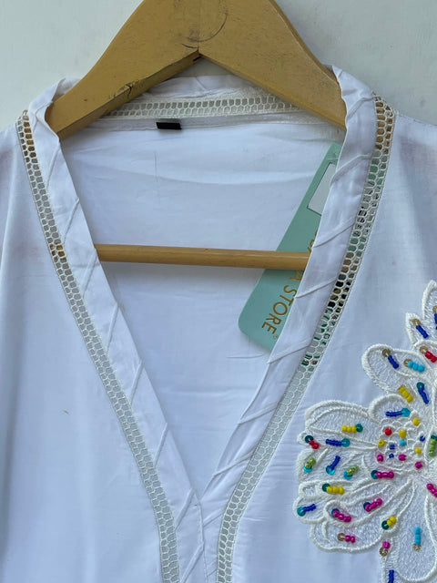 CLASSY (WHITE)