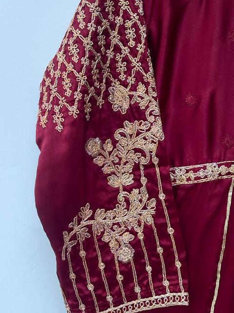 CLOVER (MAROON)