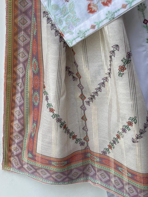 CROSS STITCH (OFF WHITE)