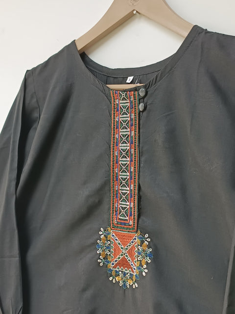 CUFF TOP (BLACK)