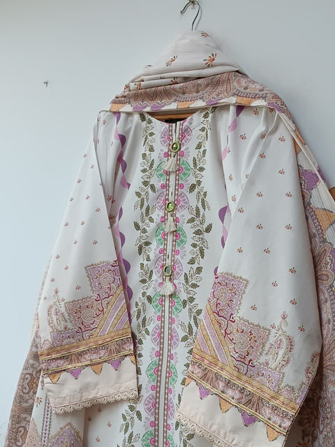 DAIMA (IVORY)