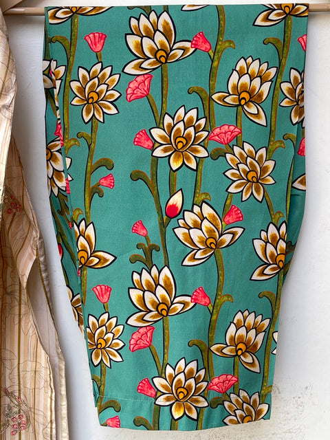 DAISY CO ORD 5 (SKIN)