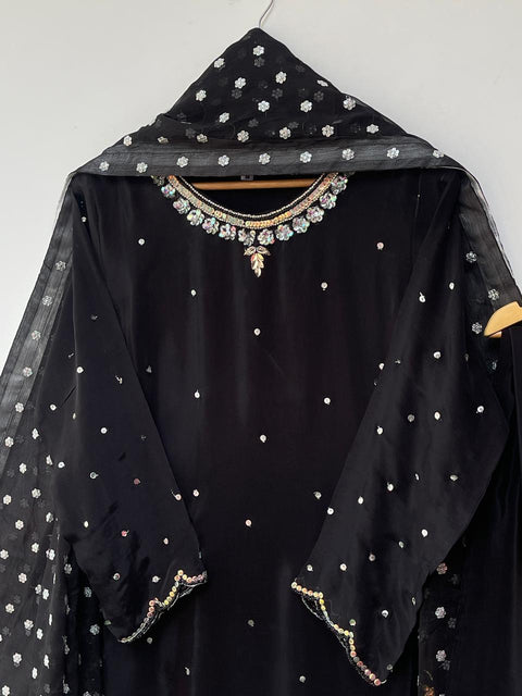 DANIYA (BLACK)