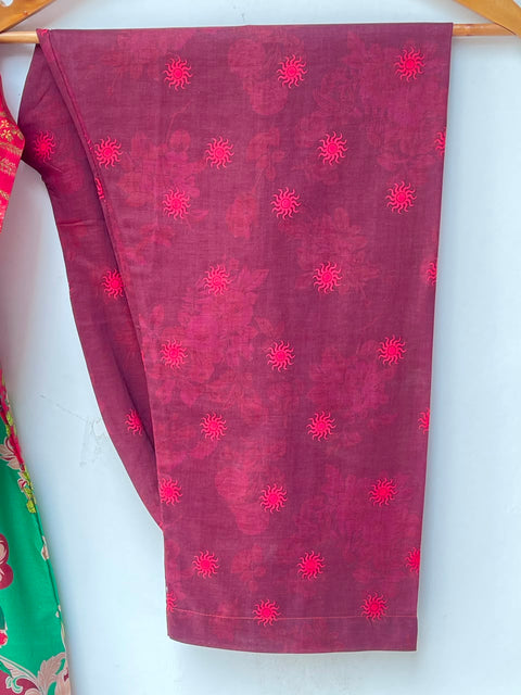 DASTAAN (MAROON)