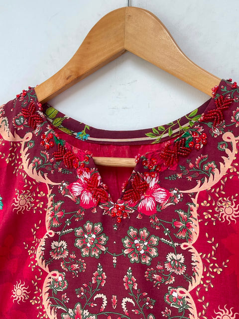 DASTAAN (MAROON)