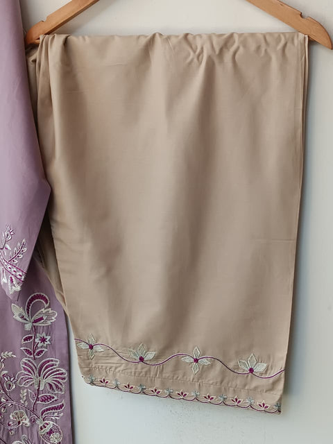 DEEBA (LILAC)