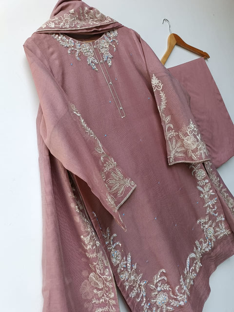 DUNDAR (TEA PINK)