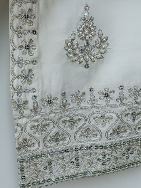 ELVINA (IVORY)