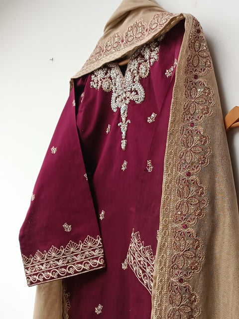 ESHAAL (MAROON)