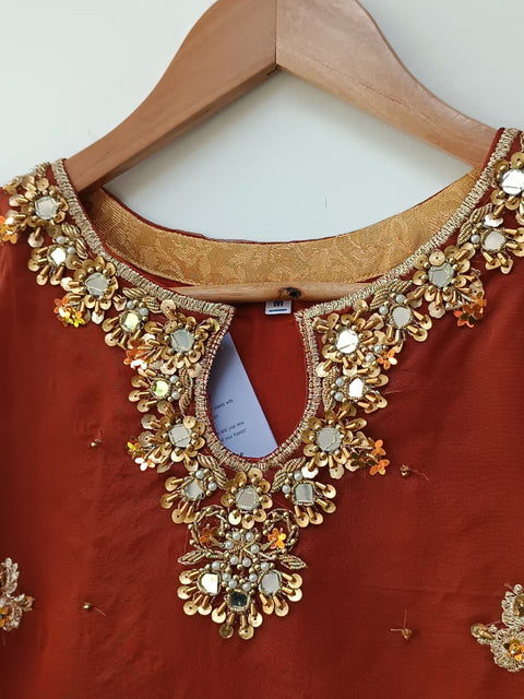 FALAK (BROWN)