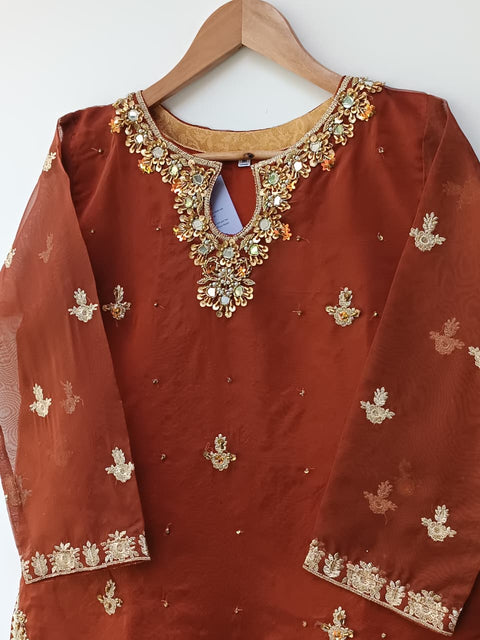 FALAK (BROWN)
