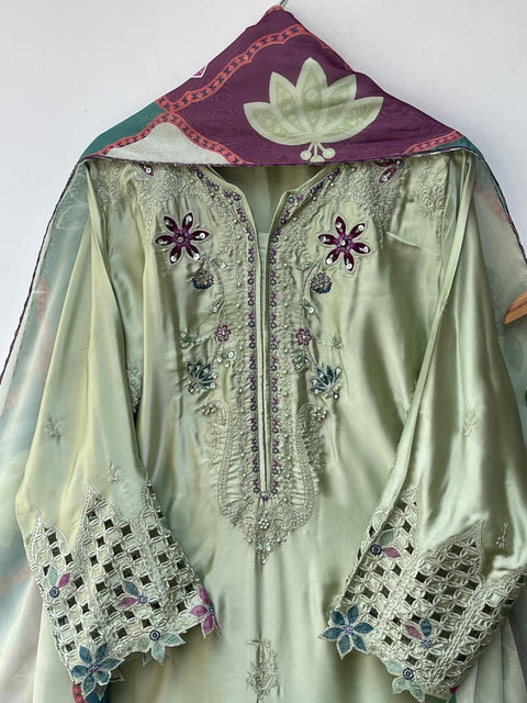 FARHAT (PISTA)