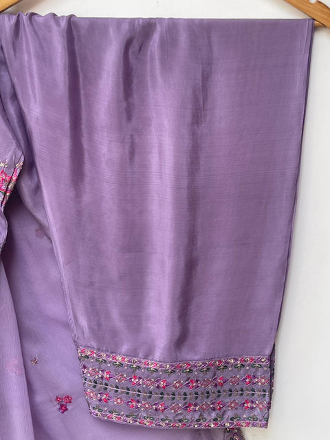 FARHEEN (LILAC)