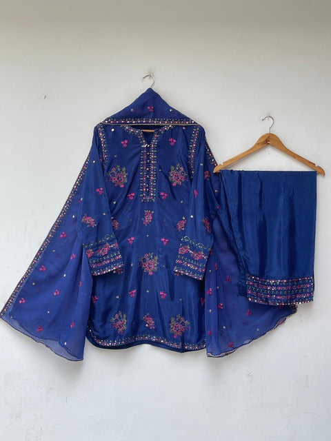 FARHEEN (ROYAL)