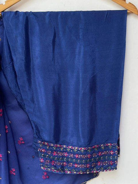 FARHEEN (ROYAL)