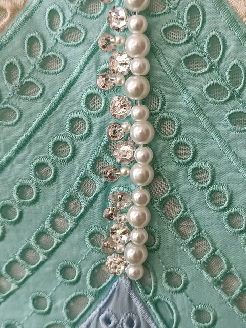 FEDA (CREAM & SKY)
