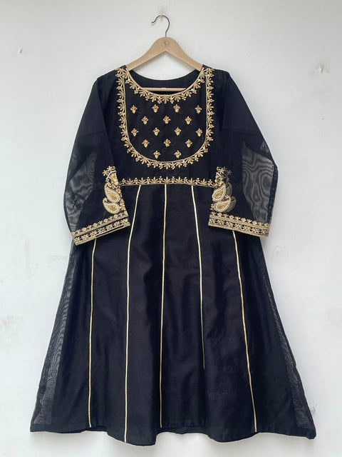 GEETI ARA (BLACK)