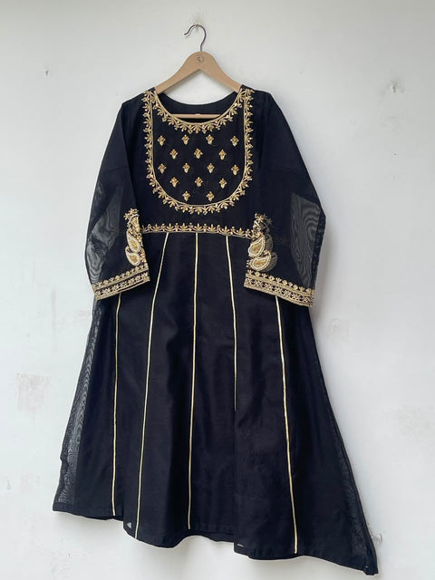 GEETI ARA (BLACK)