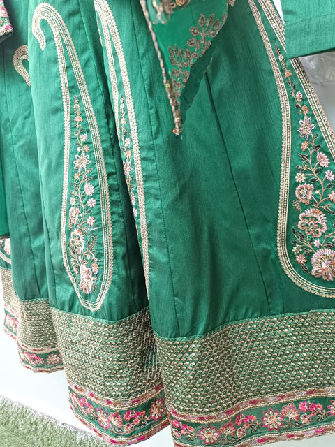 GEETI ARA NEW (BOTTLE GREEN)