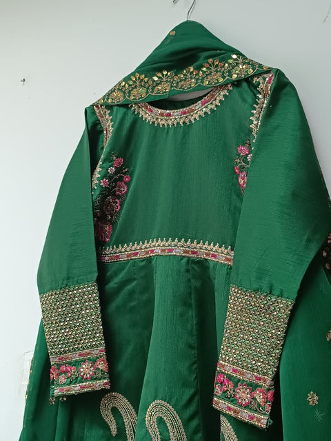 GEETI ARA NEW (BOTTLE GREEN)