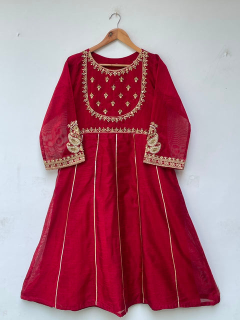 GEETI ARA (RED)