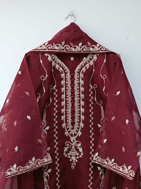 GELLER 2 (MAROON)