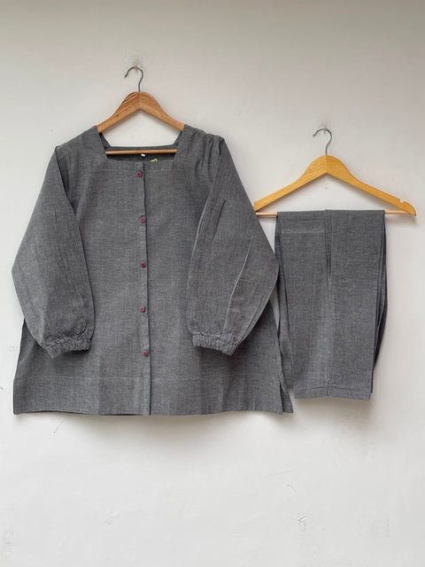 GIGI (GRAY)