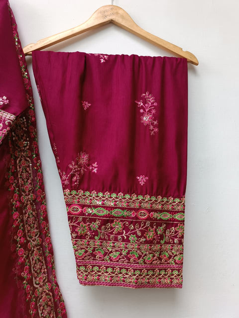 GOHAR (MAROON)