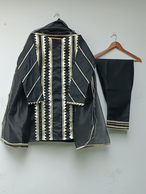 GOLD ZIGZAG (BLACK)
