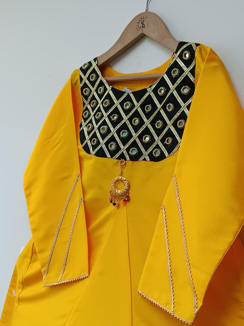 GOTA WORK KIDS (YELLOW)