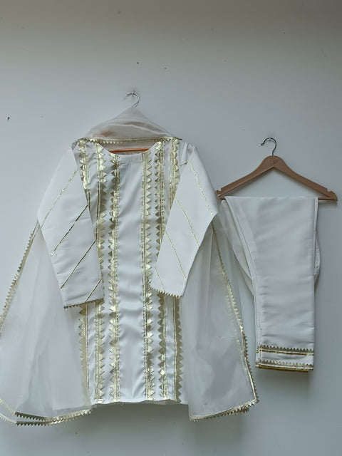 NEW GOTA WORK (WHITE)