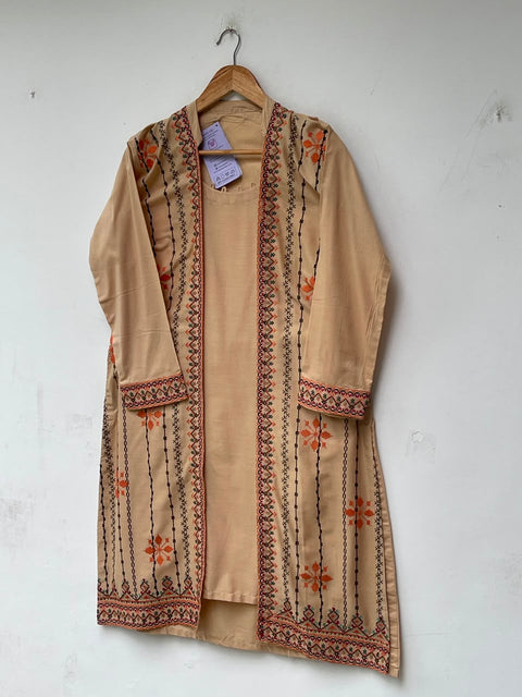 GOWN EMB (SKIN)