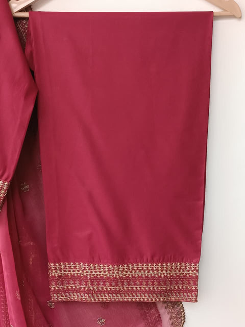 GULAB (MAROON)
