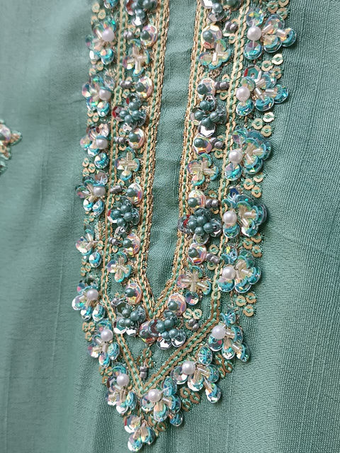 GULNAZ 2 (PISTA)