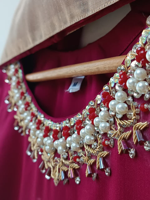 GULSHANAZ (GARNET)
