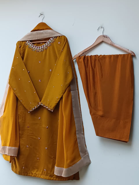 GULSHANAZ (HONEY GOLD)