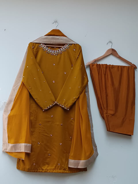 GULSHANAZ (HONEY GOLD)