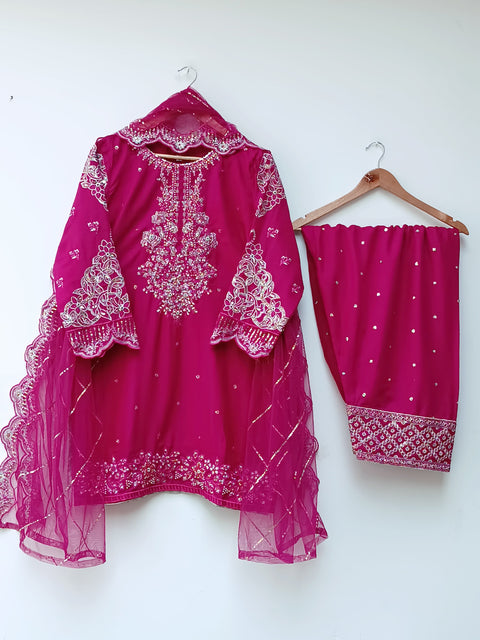 HADEEQA (MAGENTA)