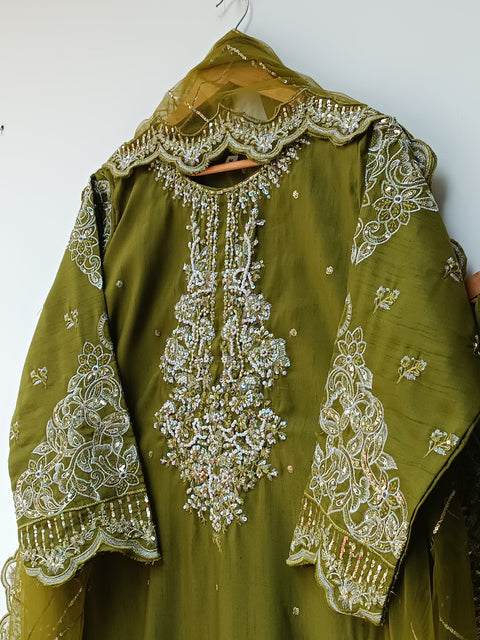 HADEEQA (MEHNDI)