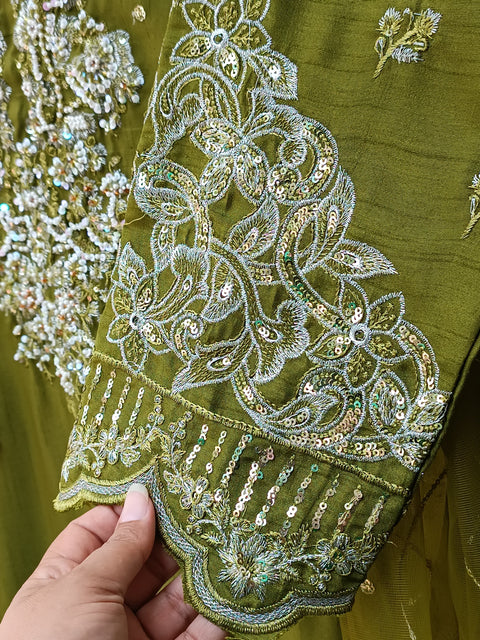 HADEEQA (MEHNDI)