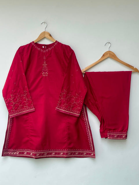 HALEEMA (MAROON)