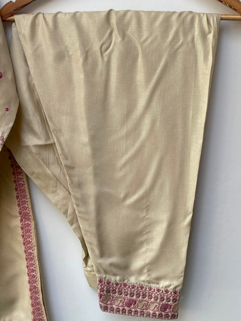 HALEEMA (OFFWHITE)