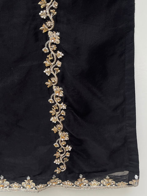 HEER (BLACK)