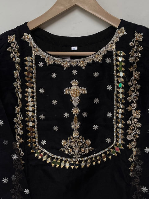 HEER (BLACK)