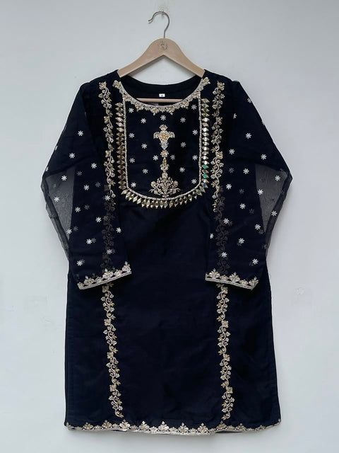 HEER (BLACK)